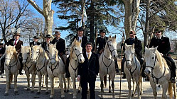  Pronatura-France - Le peuple de Camargue manifeste pour affirmer ses valeurs, contre les déclarations d’élus animalistes antispécistes qui menacent plus de deux cents ans de traditions  